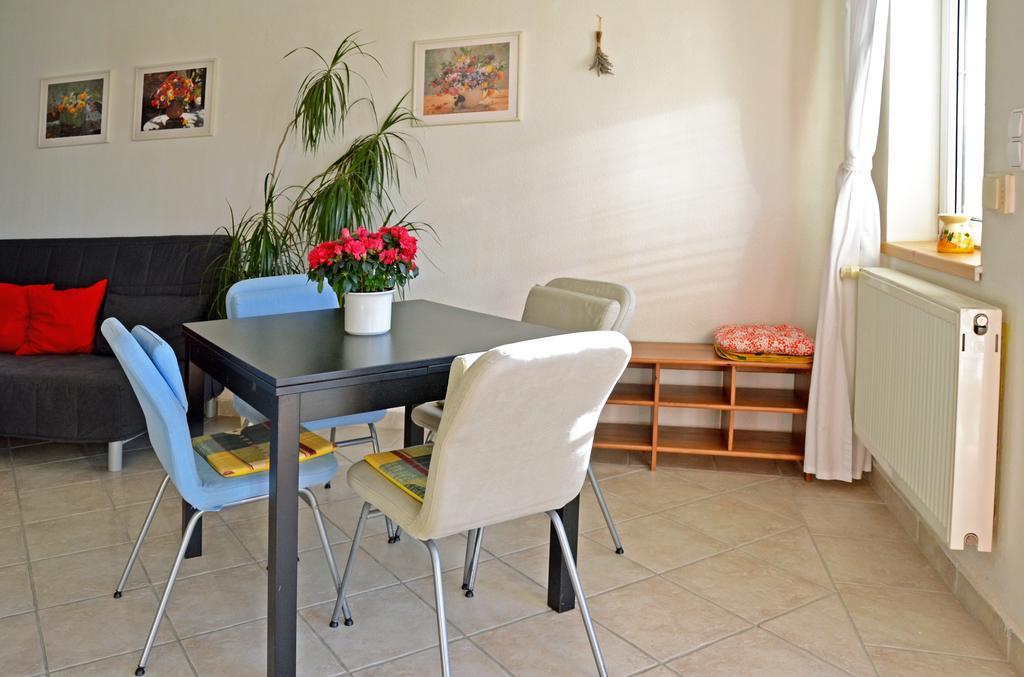 Anna Apartment Budaörs Εξωτερικό φωτογραφία