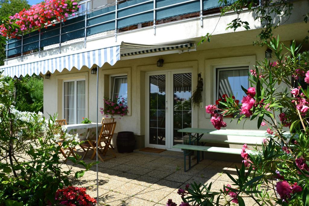 Anna Apartment Budaörs Δωμάτιο φωτογραφία